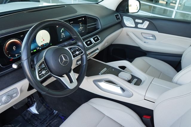 Used 2021  Mercedes-Benz GLS 450 image 2