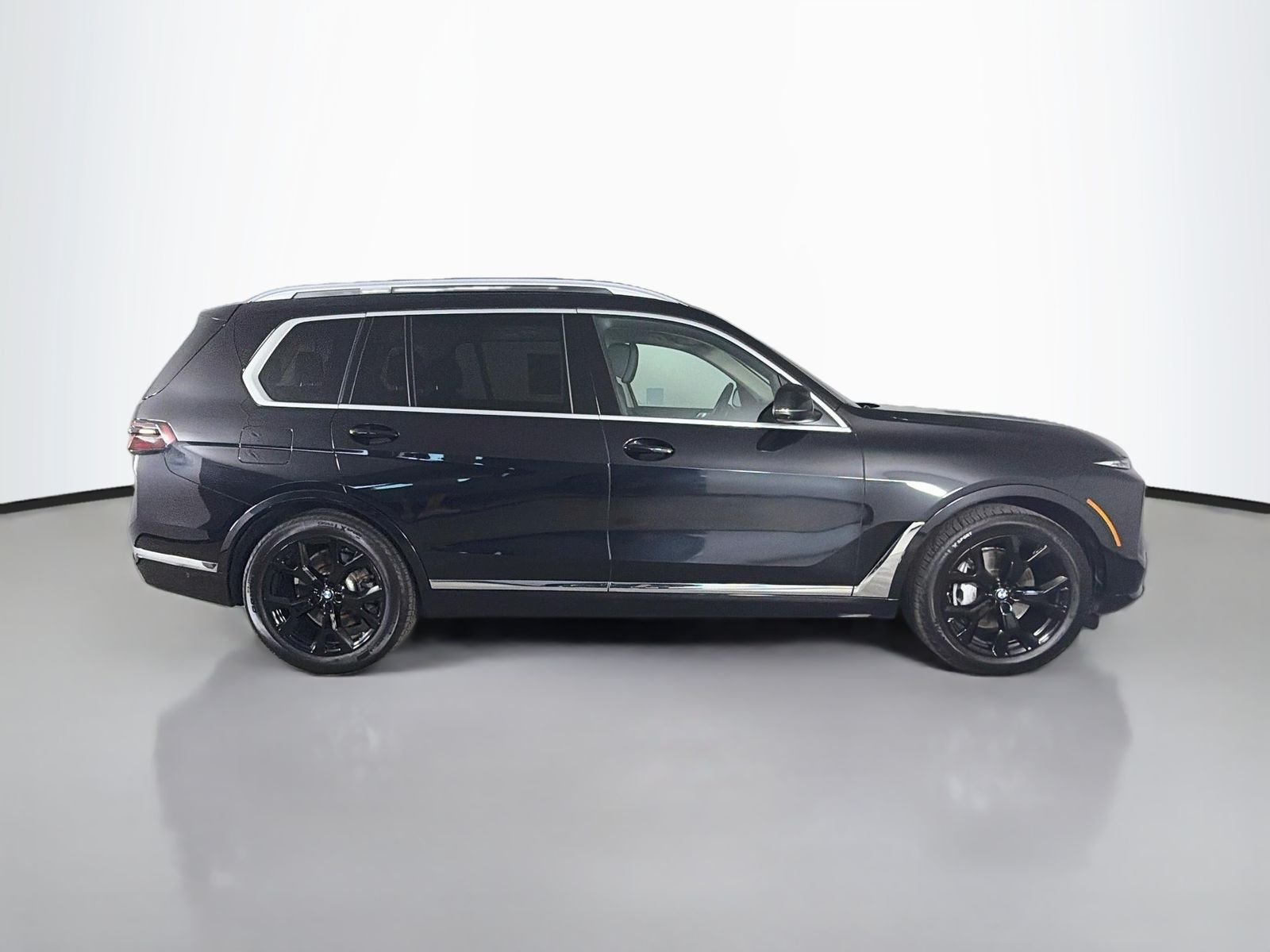 Certified Used 2024 Black Sapphire Metallic BMW xDrive40i image 8