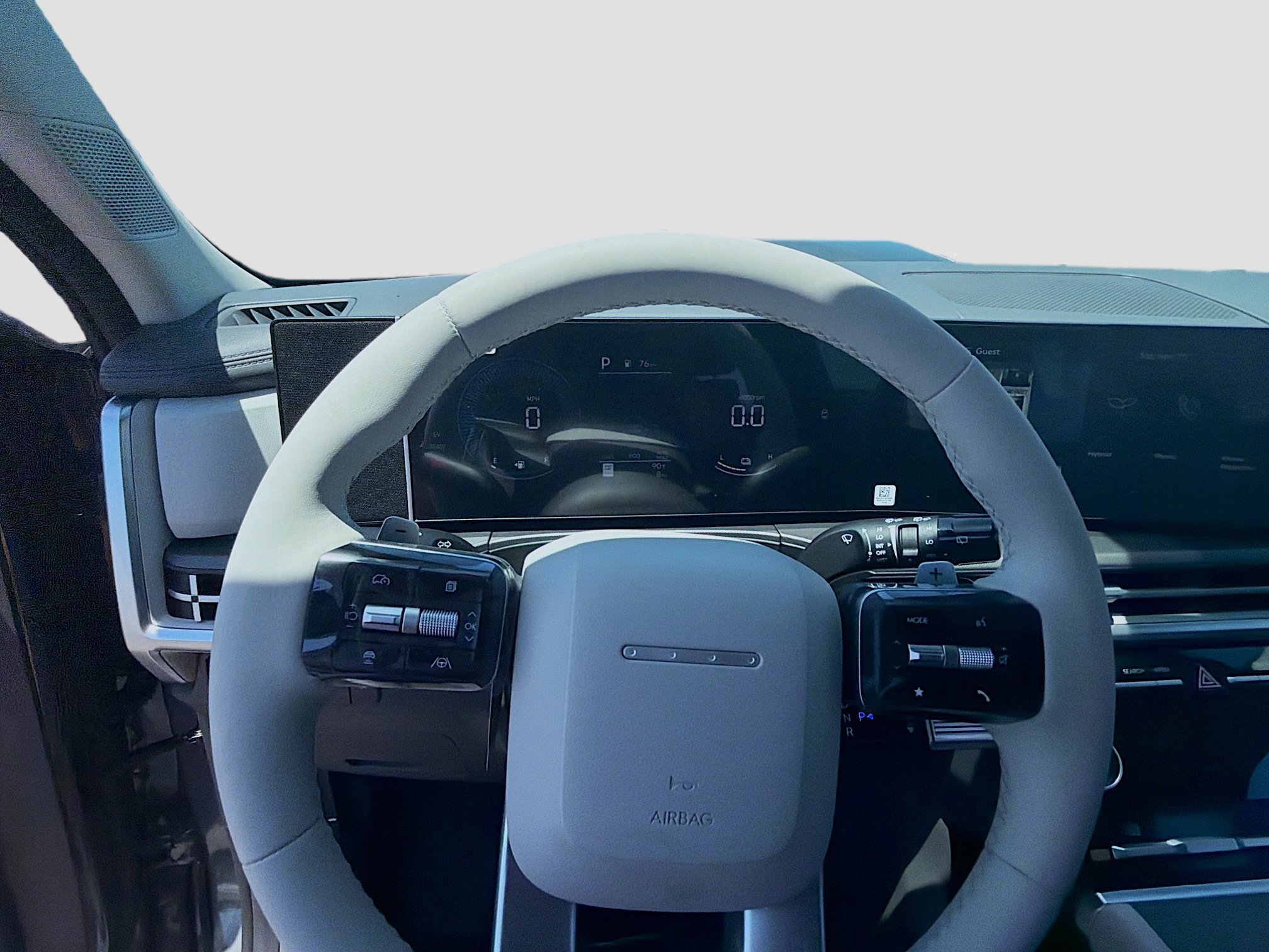 New 2026 Hampton Gray Hyundai SE image 33