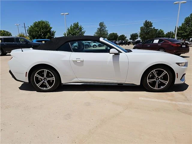 Used 2024 Whtie Ford I4CV image 5