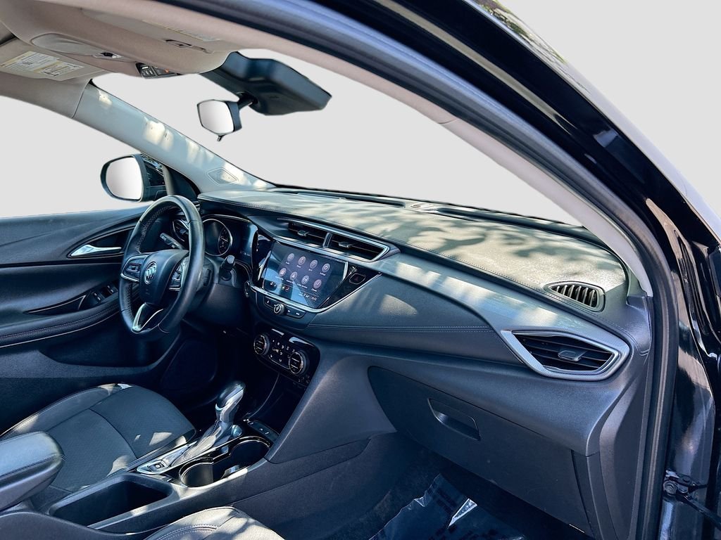 Used 2021 Ebony Twilight Metallic Buick Select image 27