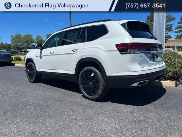 New 2026 White Volkswagen 2.0T SE w/Technology image 6