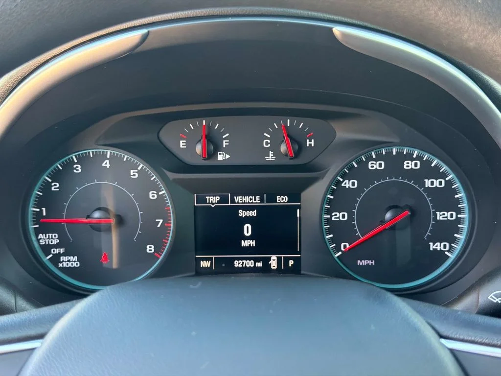 Used 2022 Silver Chevrolet LT image 30