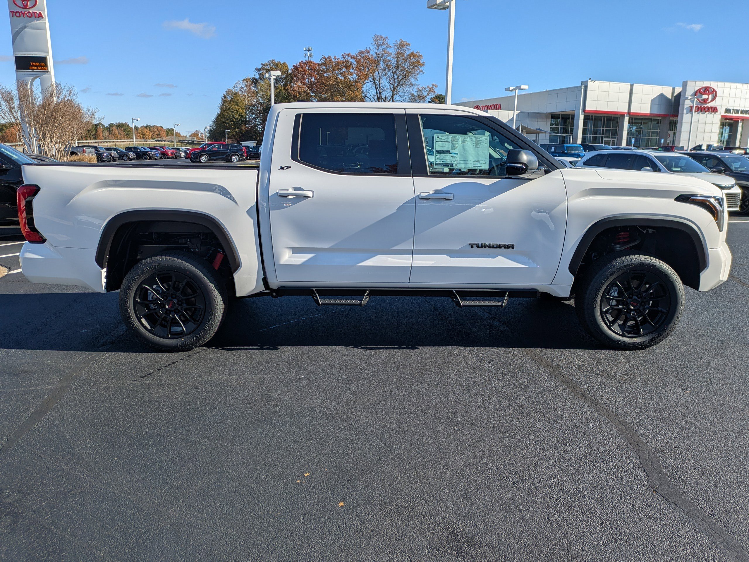 2026 Toyota Tundra SR5 - Photo 3