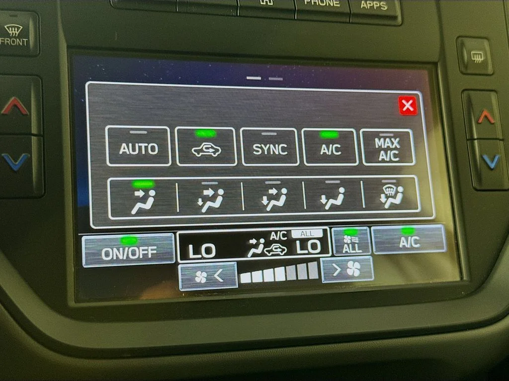 Used 2024 Gray Subaru Base image 17