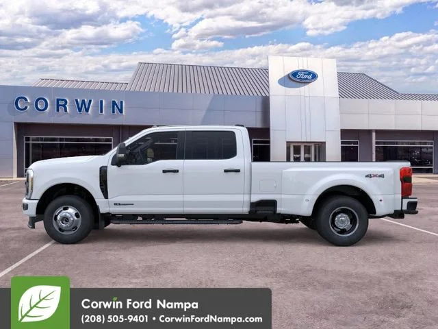 New 2026 Oxford White Ford F-350® XL image 4