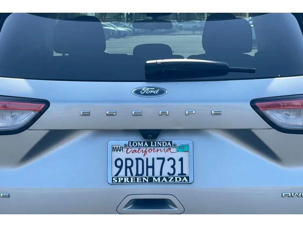Used 2022 ICONIC SILVER Ford SE image 45