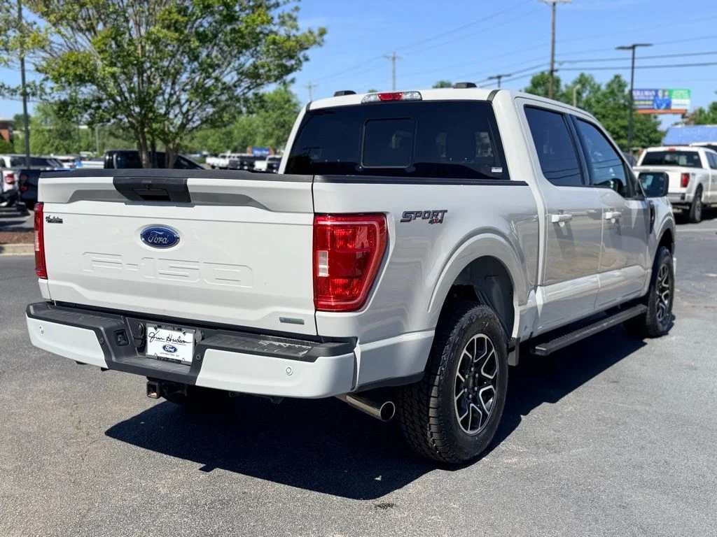 Used 2023 White Ford XLT image 10