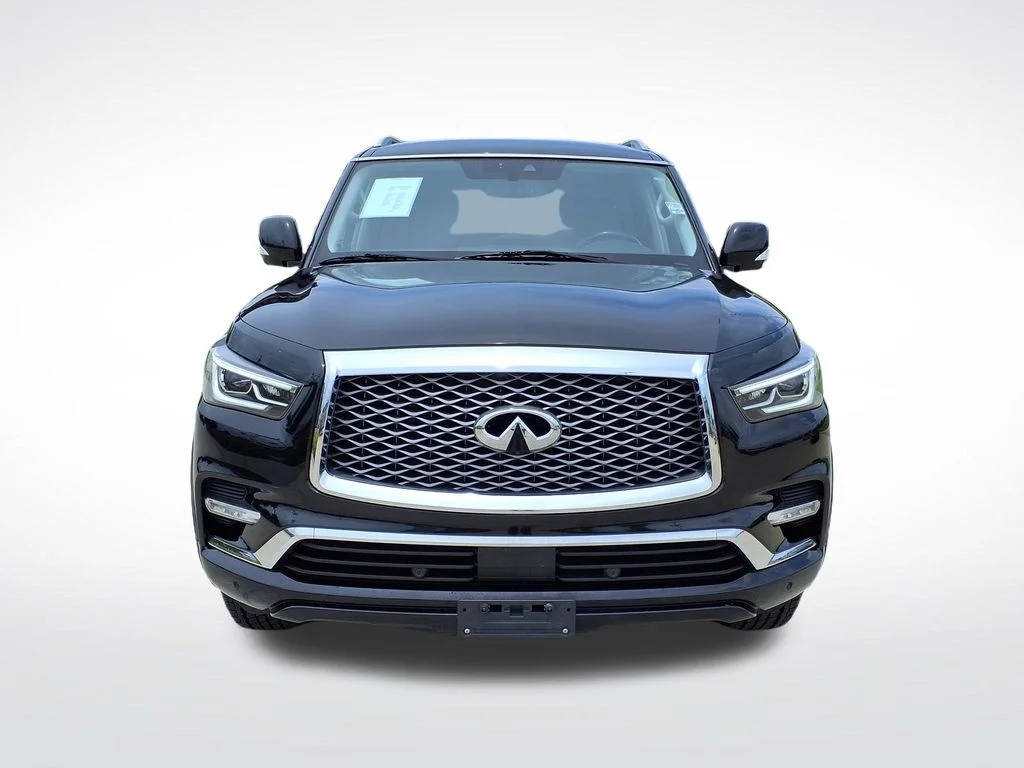 Used 2019 Black INFINITI LUXE image 2