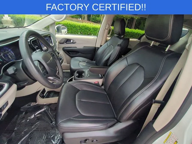 Used 2023 White Chrysler Touring L image 16