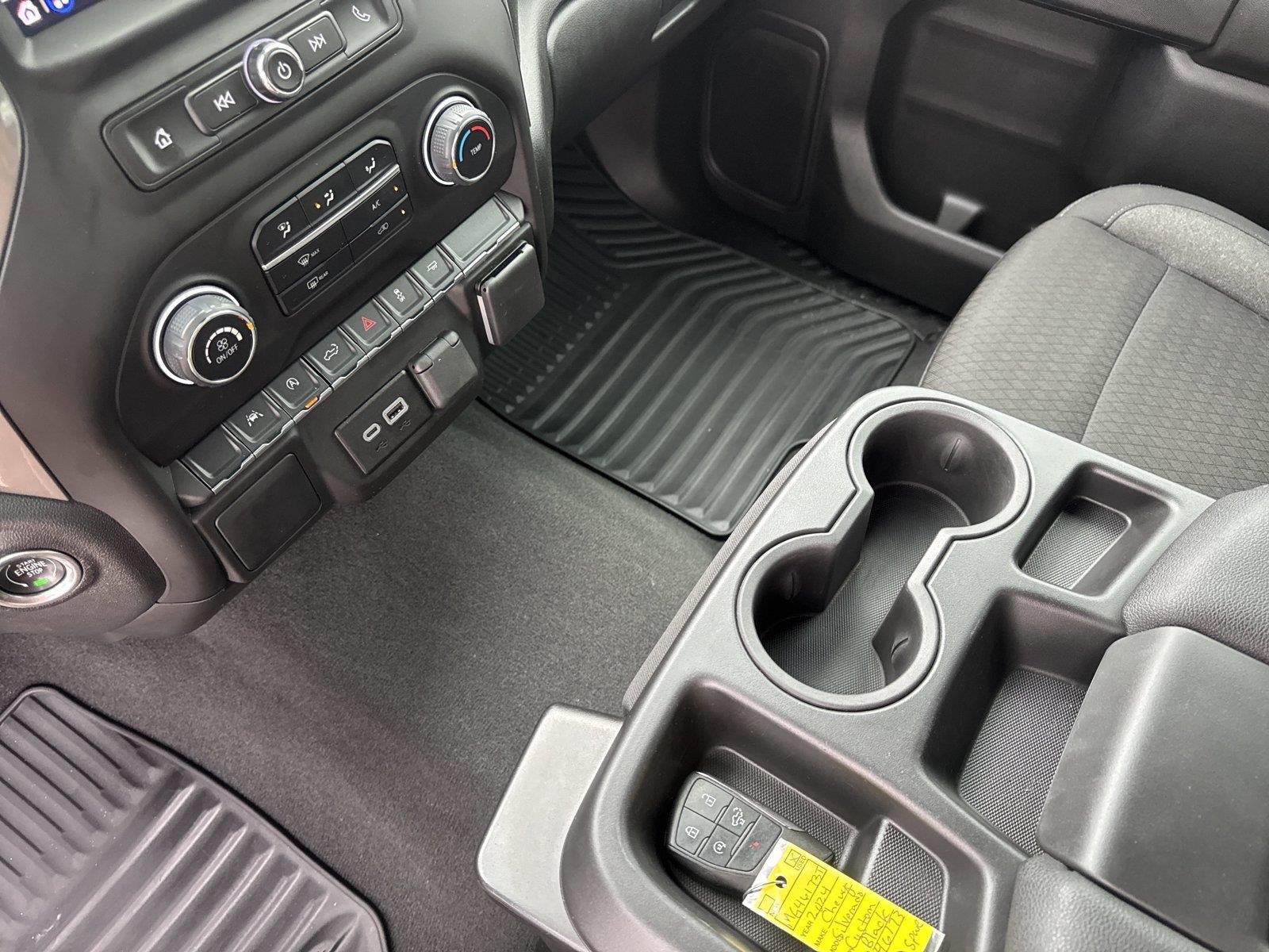 Used 2024 Black Chevrolet Custom image 27