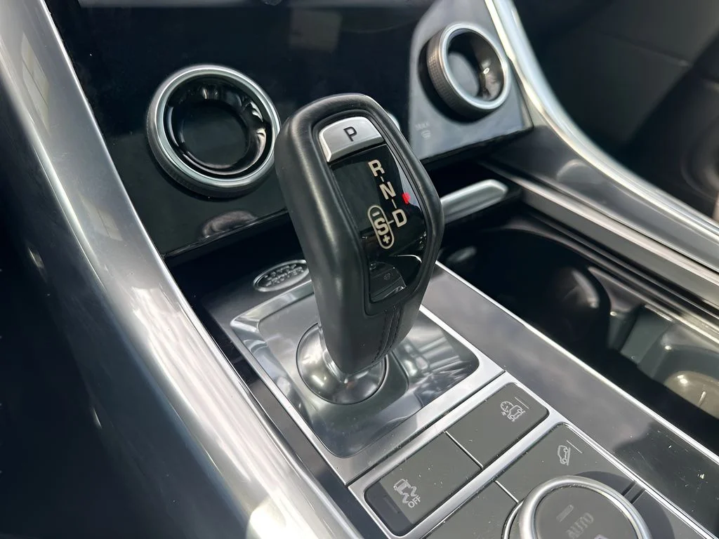 Used 2018 Silver Land Rover Supercharged image 19