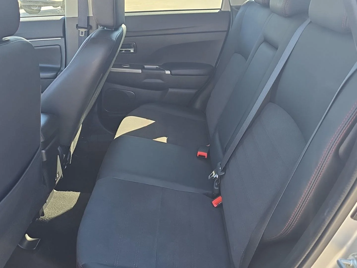 Used 2026  Mitsubishi SE image 21