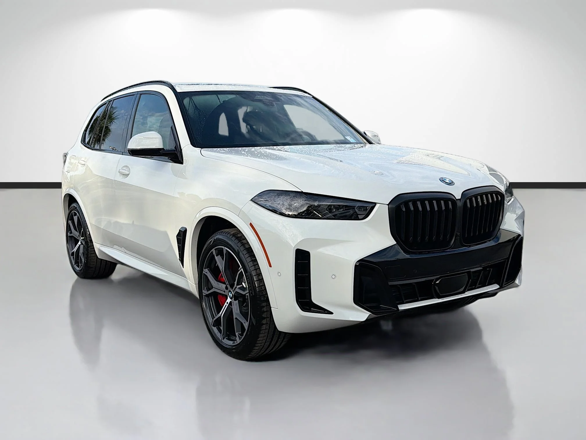 New 2026 Alpine White BMW xDrive50e image 1