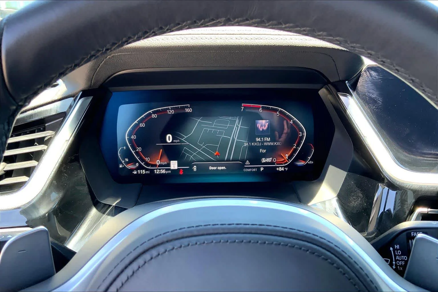 Used 2025 Skyscraper Grey Metallic BMW sDrive30i image 19