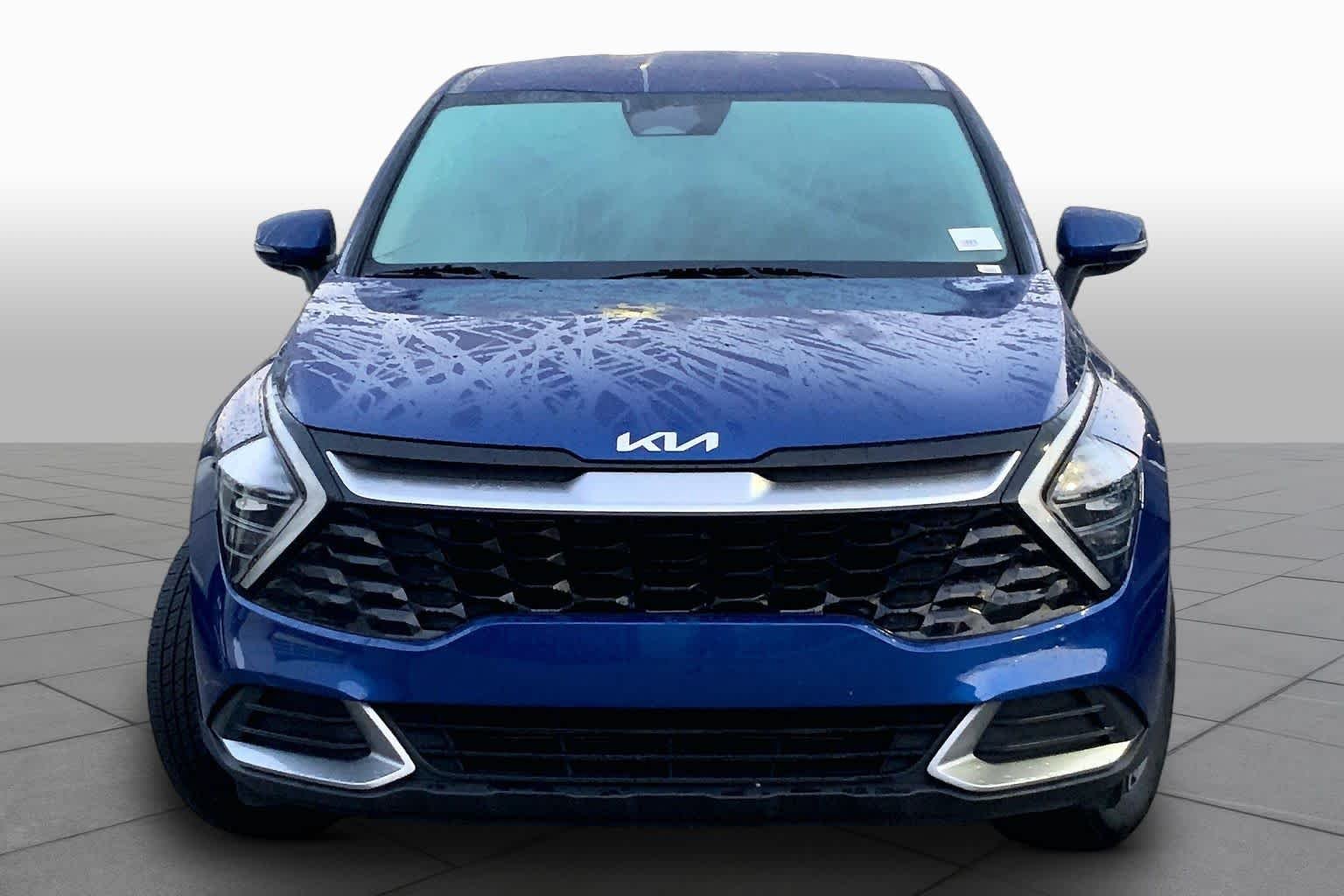Used 2024 Sapphire Blue Kia EX image 4