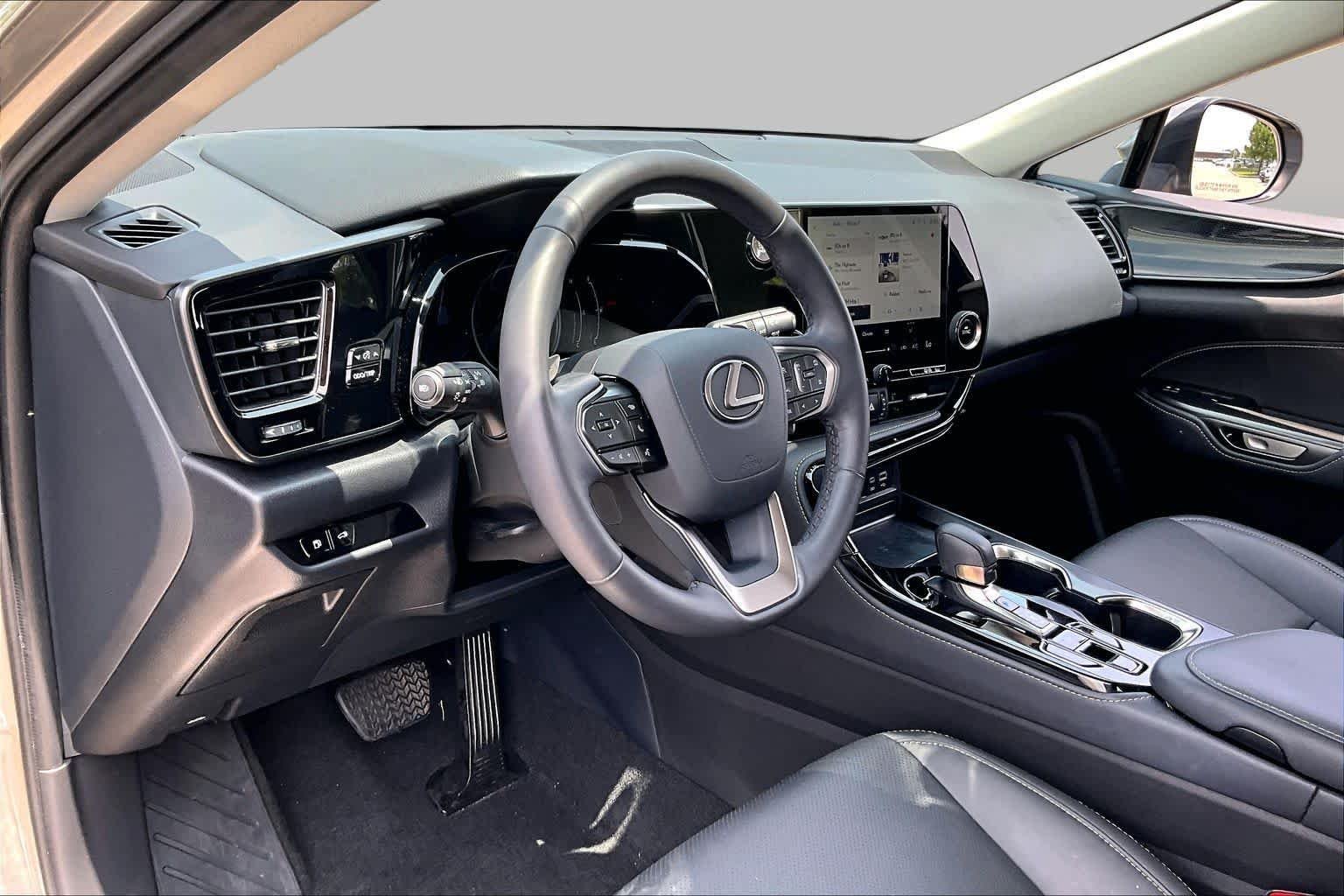 Used 2025 Atomic Silver Lexus  image 15