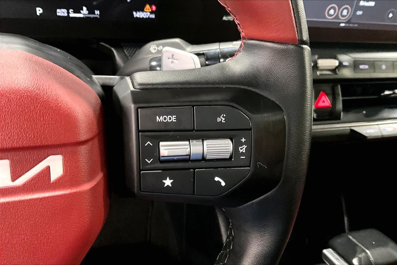 Used 2025 Interstellar Gray Kia GT-Line image 23