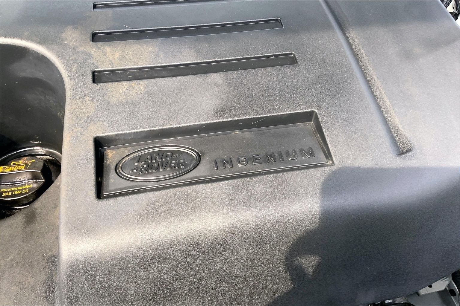 Used 2024 Fuji White Land Rover S image 32