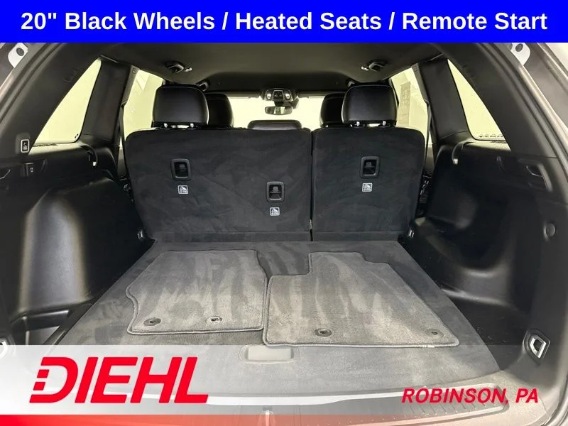 Used 2023 White Jeep Altitude X image 9