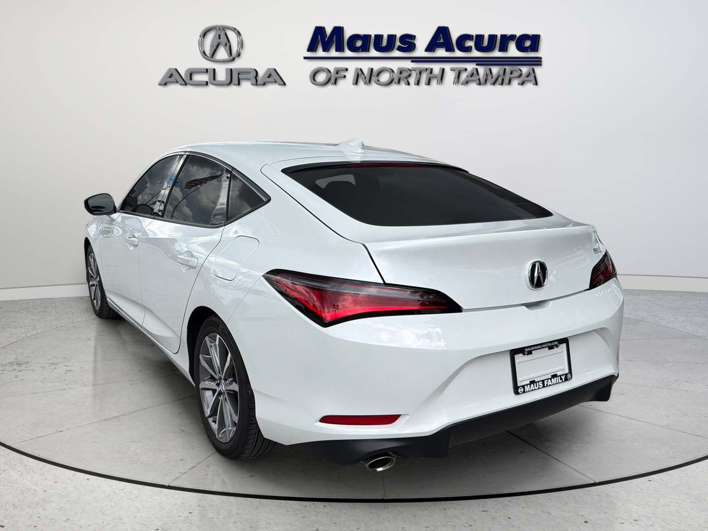 Used 2024 Platinum White Pearl Acura Base image 5