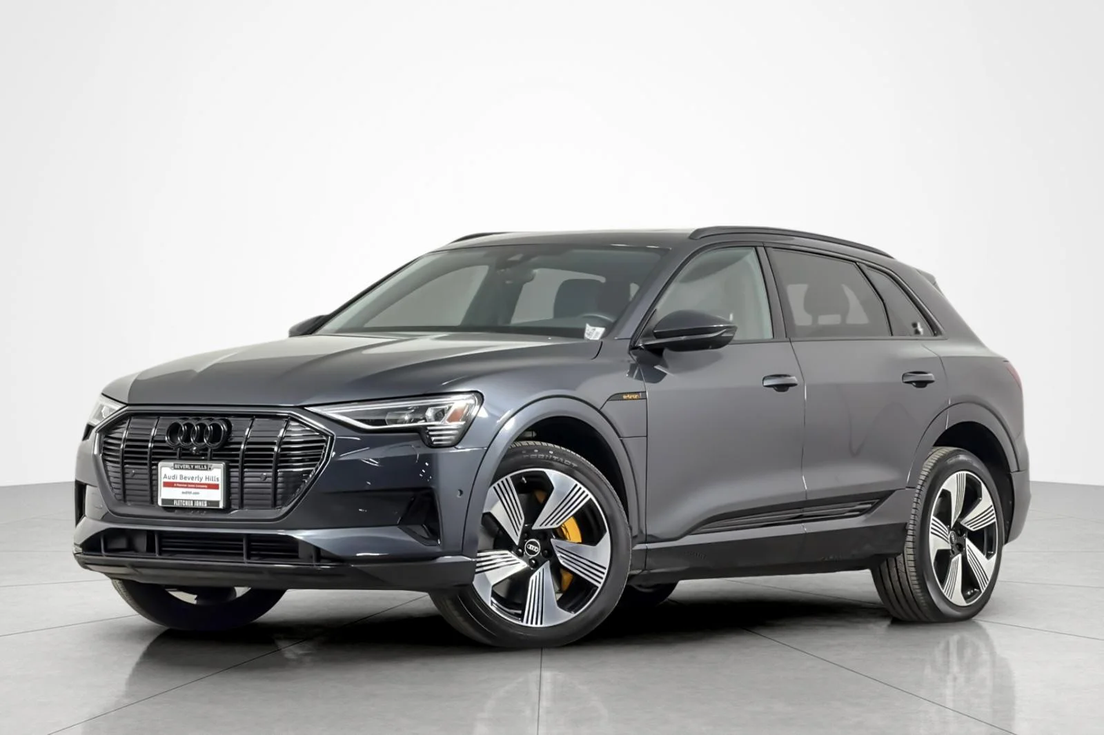 2023 Audi e-tron 95 kWh Premium Plus quattro's photo