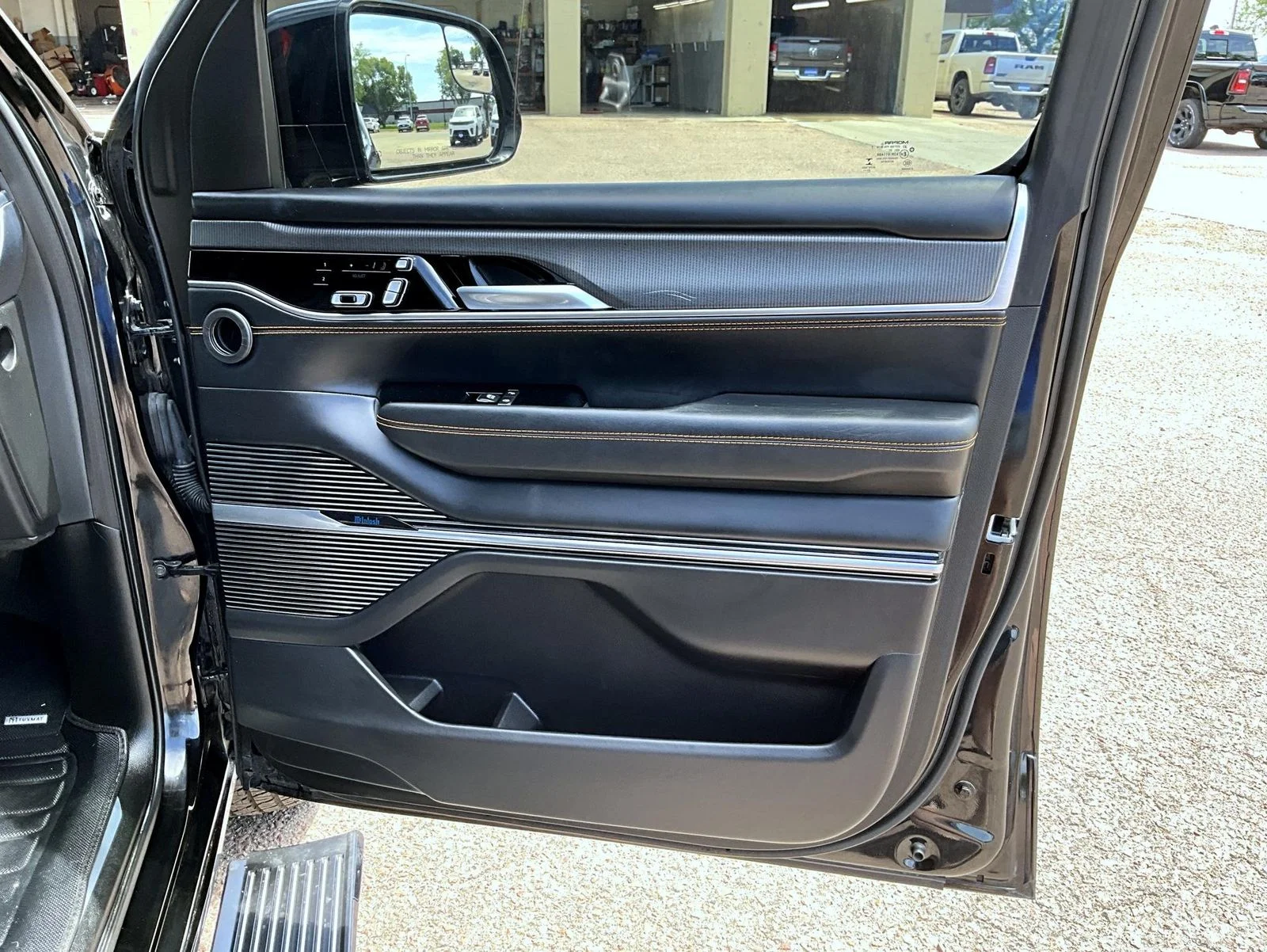 Certified Used 2023 Black Jeep Series III image 17