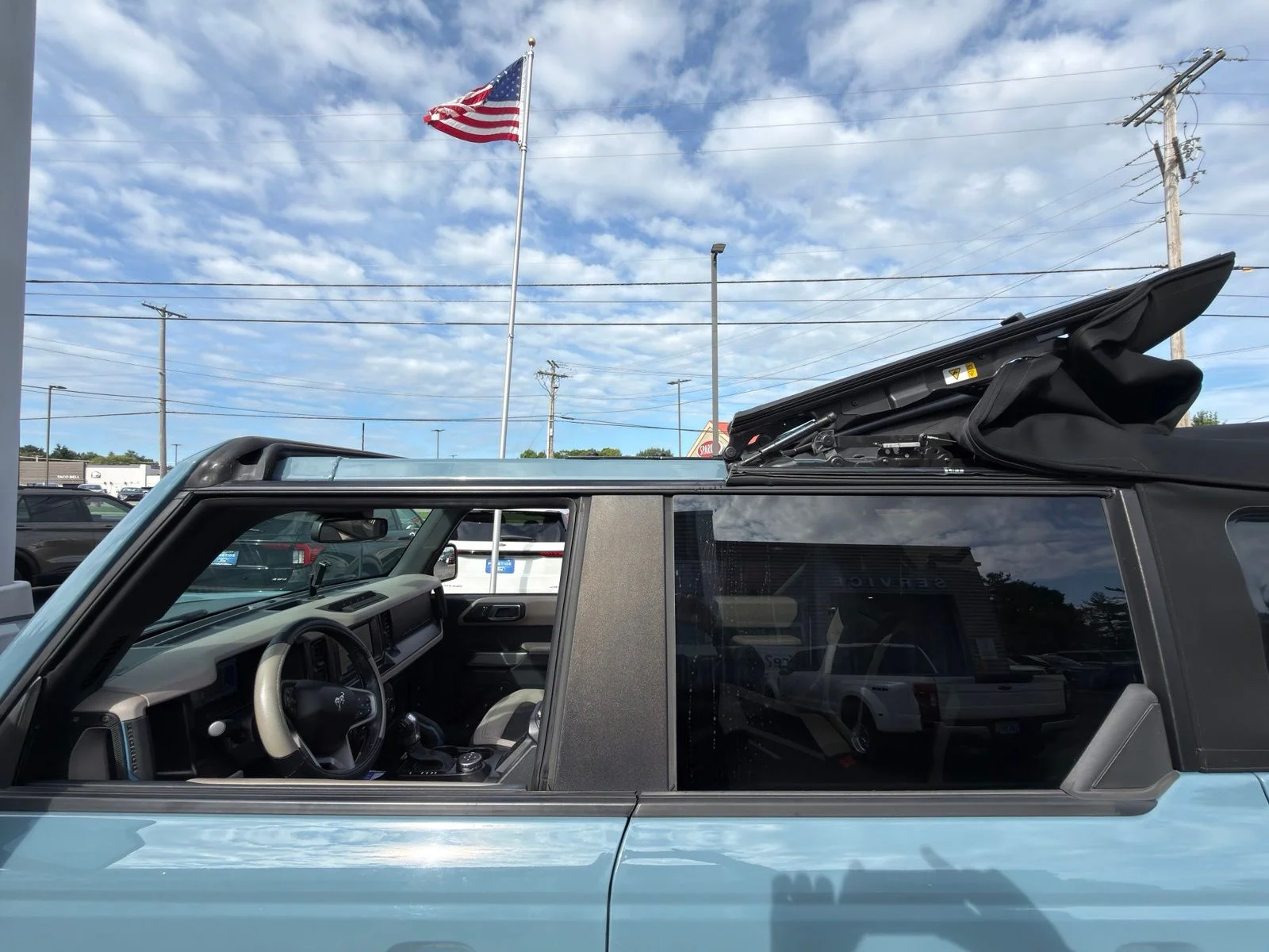 Used 2022  Ford Wildtrak image 19