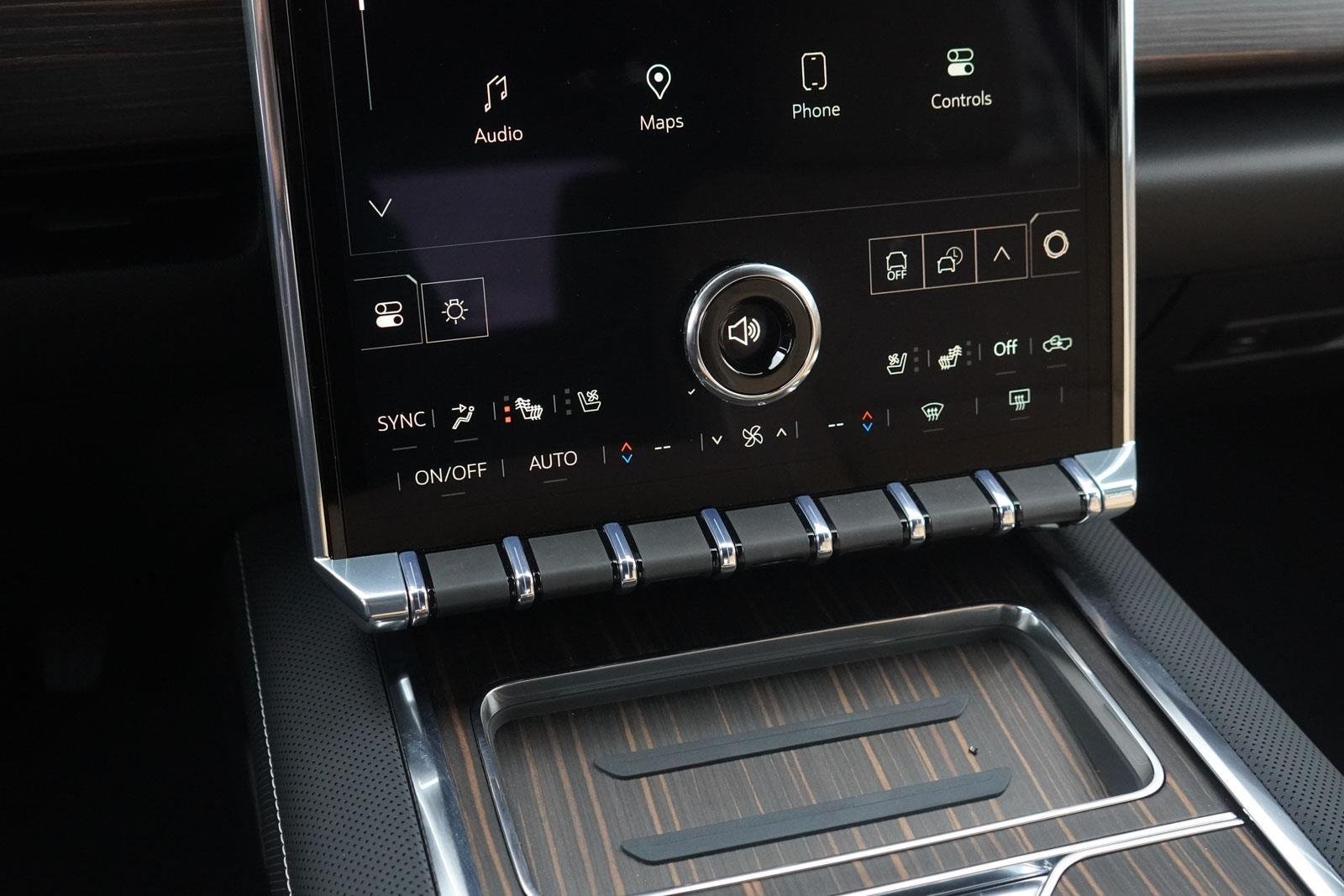 New 2026 Glacier White Tricoat GMC Denali Standard Range image 24