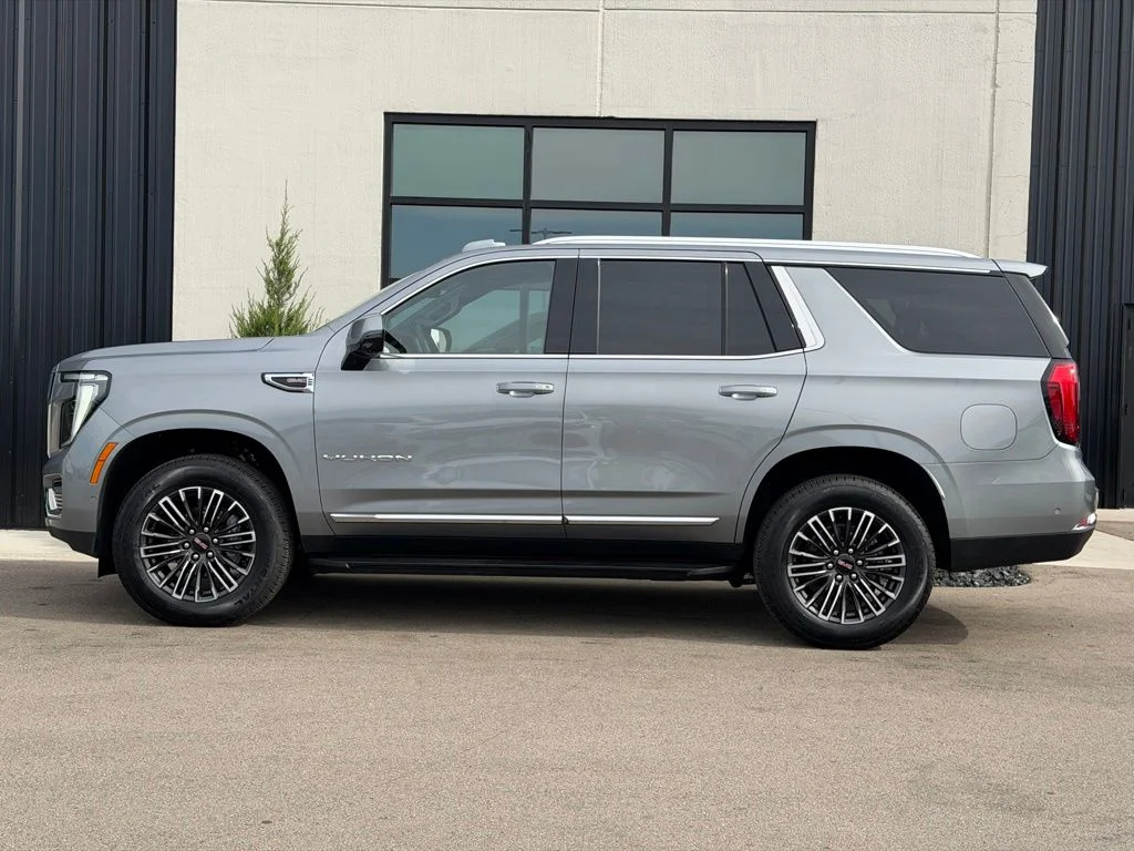 Used 2026 Gray GMC Elevation image 4