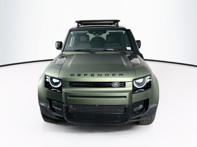 New 2026 Green Land Rover S image 2