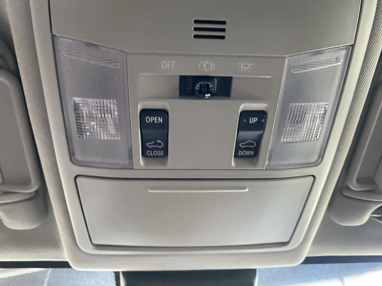 Used 2018 Magnetic Gray Metallic Toyota XLE image 19
