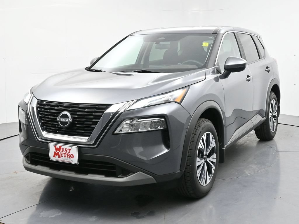 Used 2023 Gun Metallic Nissan SV image 3