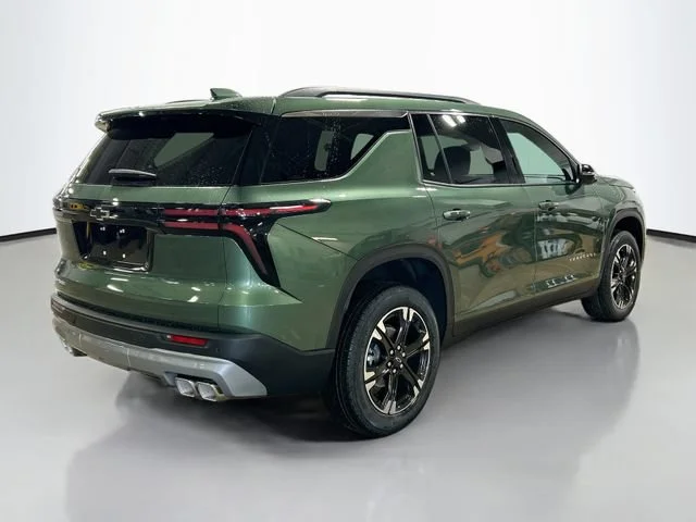 New 2027 Trillium Green Metallic Chevrolet LT image 5