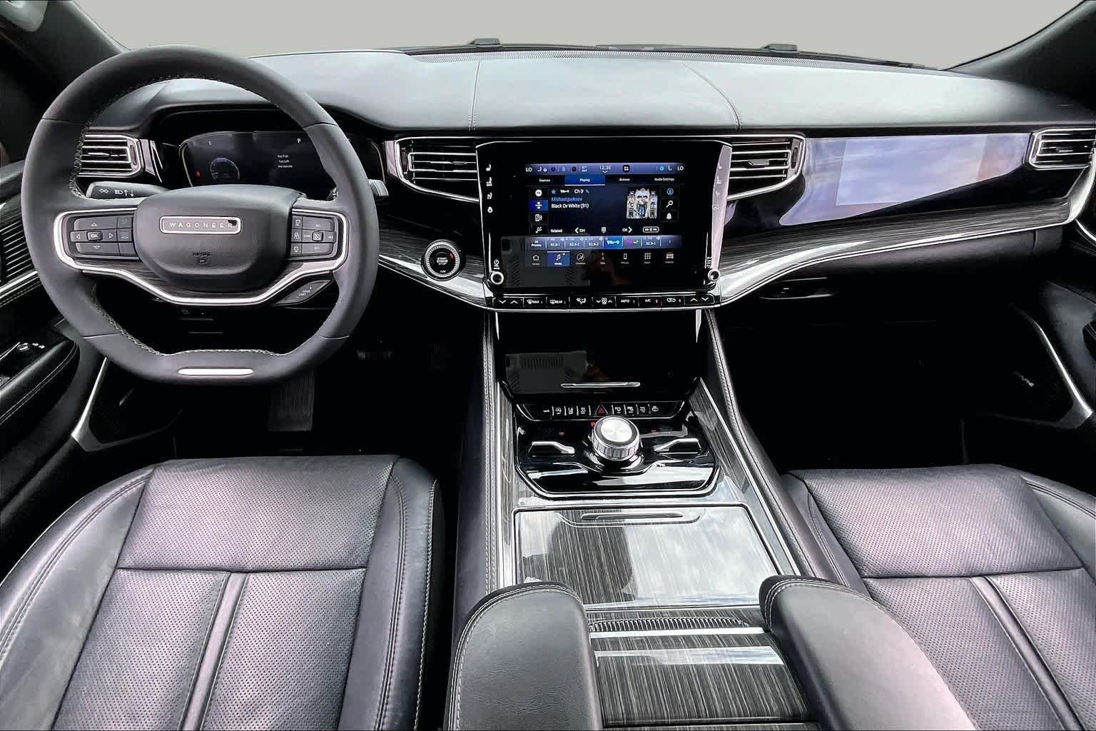 Used 2022 Luxury White Pearlcoat Jeep Series II image 14