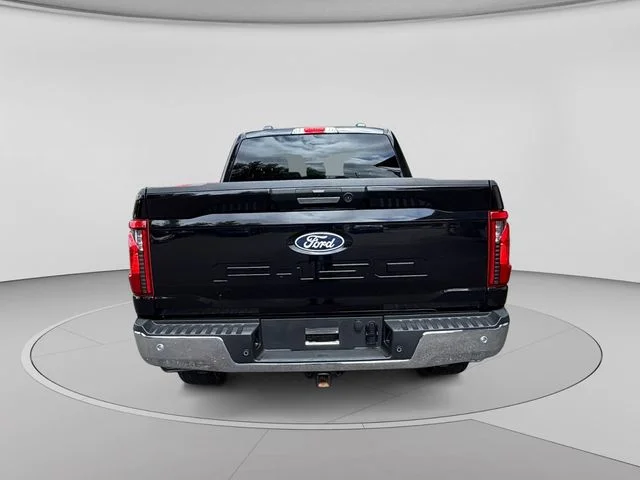 Used 2024 Agate Black Metallic Ford XLT image 4