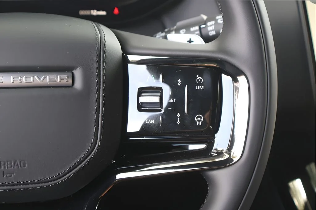 New 2026 Charente Grey Land Rover Dynamic SE image 20
