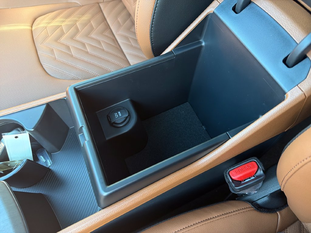 New 2027 Gray Kia X-Line image 23