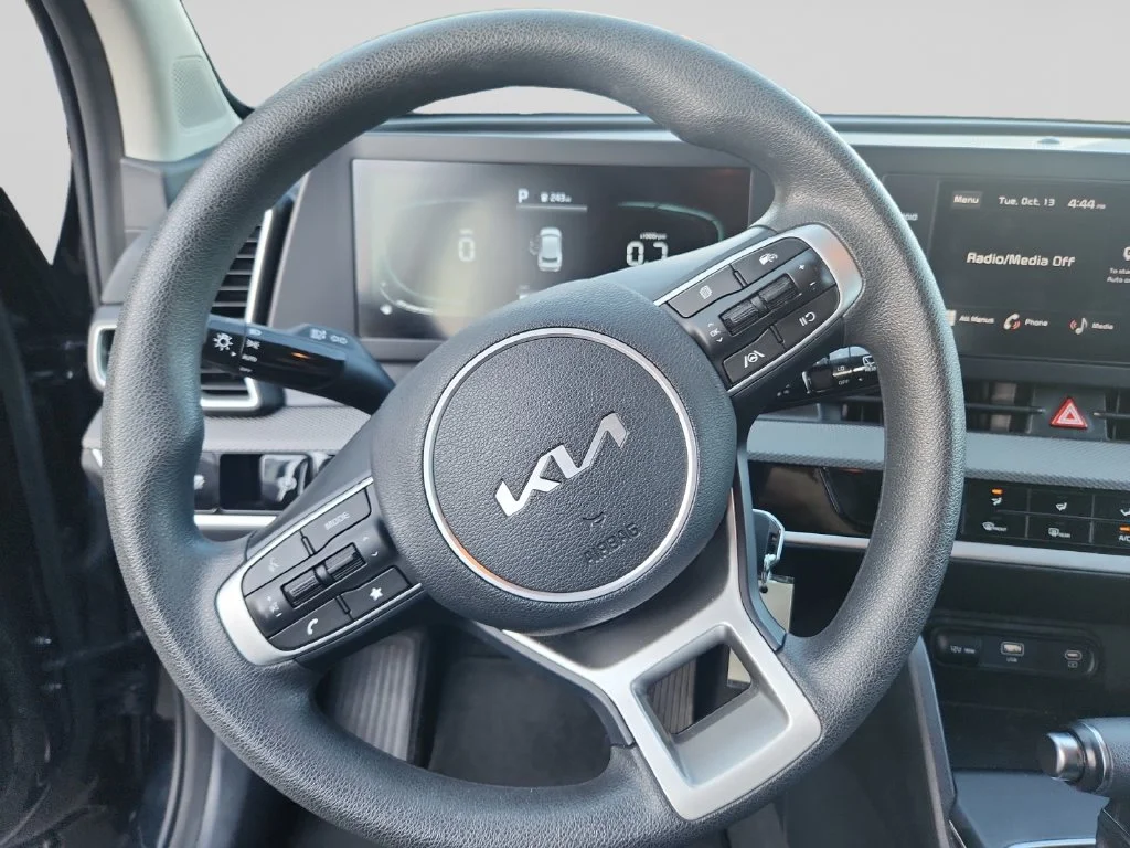 Used 2023 Black Kia LX image 13