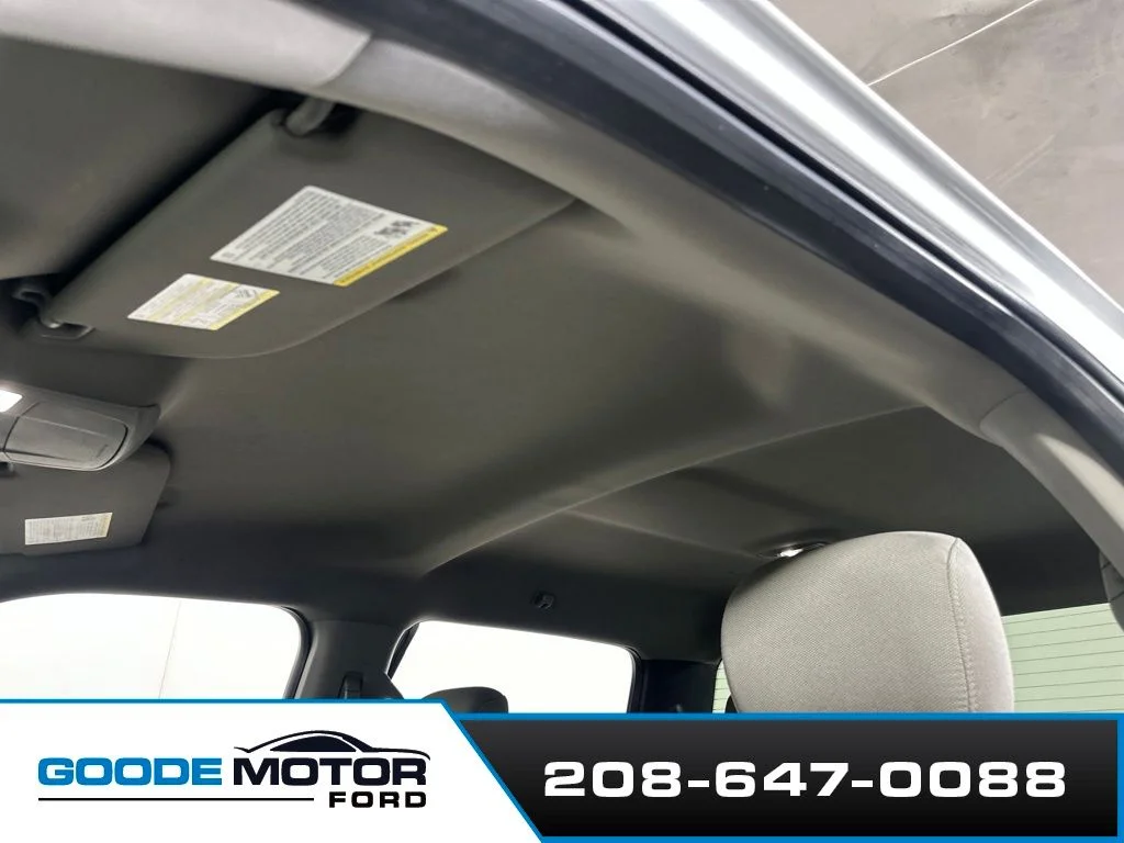 Used 2018 Oxford White Ford XLT image 19