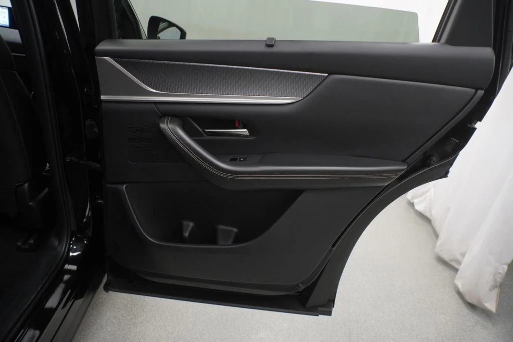 Used 2024 Black Mazda 3.3 Turbo Premium image 50