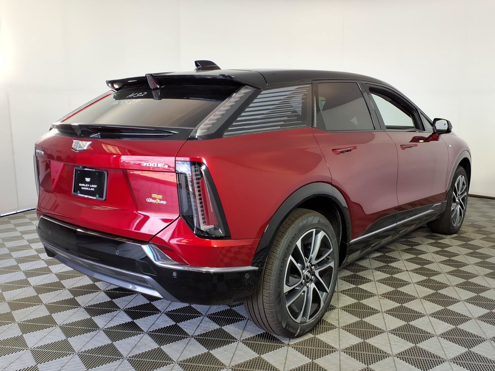 2026 Cadillac OPTIQ Sport - Photo 10