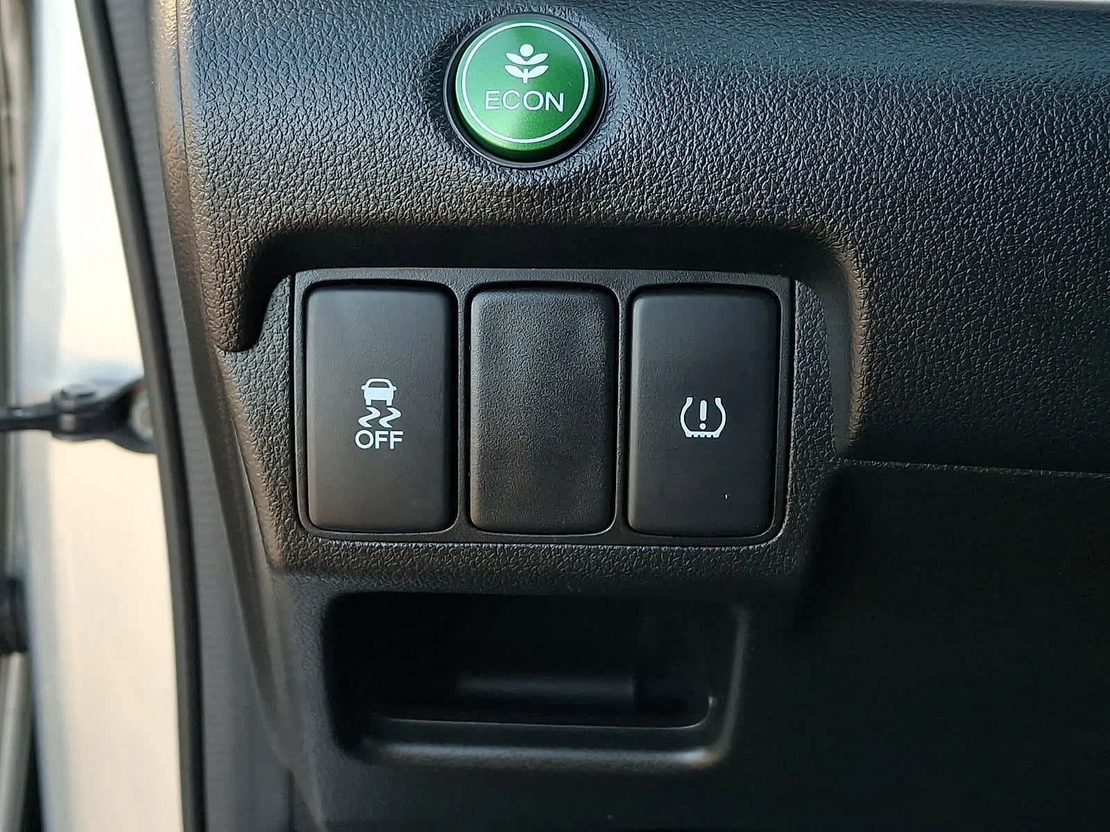 Used 2016  Honda EX image 29