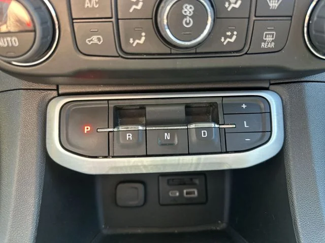 2023 GMC Acadia SLE - Photo 23