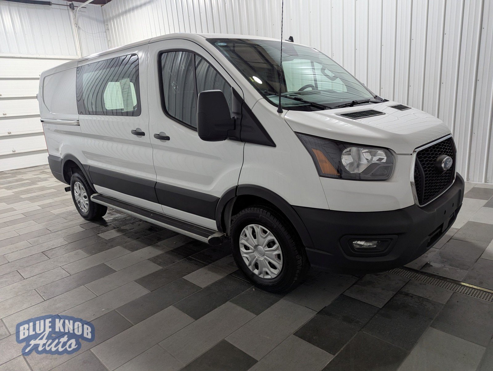 2024 Ford Transit Cargo Van photo 4