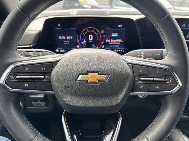 Certified Used 2025 Sterling Gray Metallic Chevrolet Premier image 20