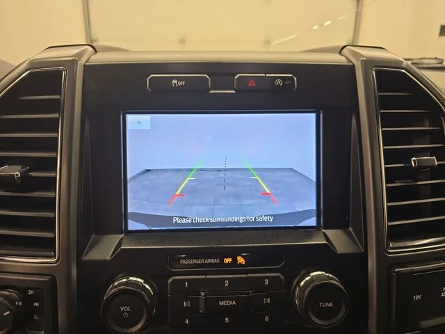 Used 2020 Agate Black Metallic Ford XLT image 24
