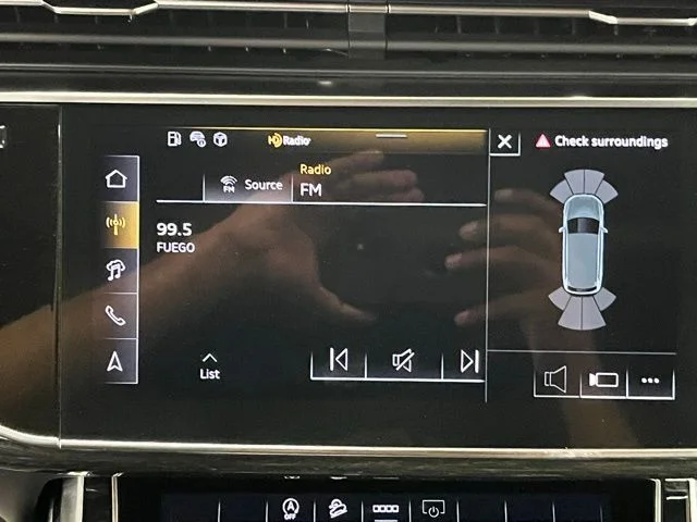 Used 2025  Audi 55 Premium Plus image 12