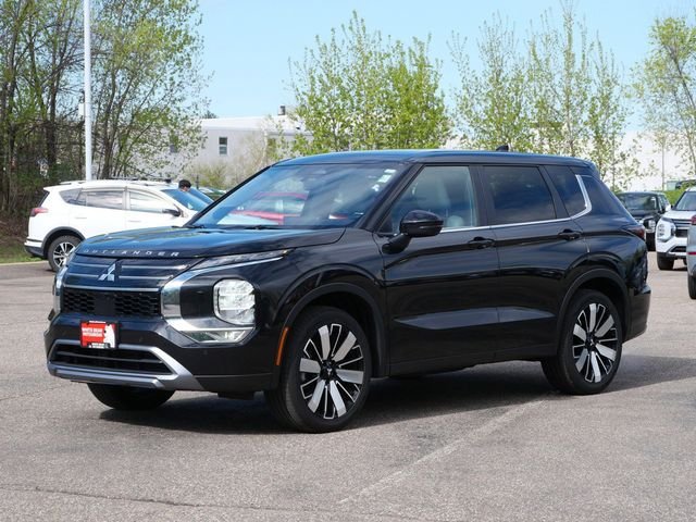 Certified 2025 Mitsubishi Outlander SE with VIN JA4J4VA80SZ031302 for sale in White Bear Lake, Minnesota