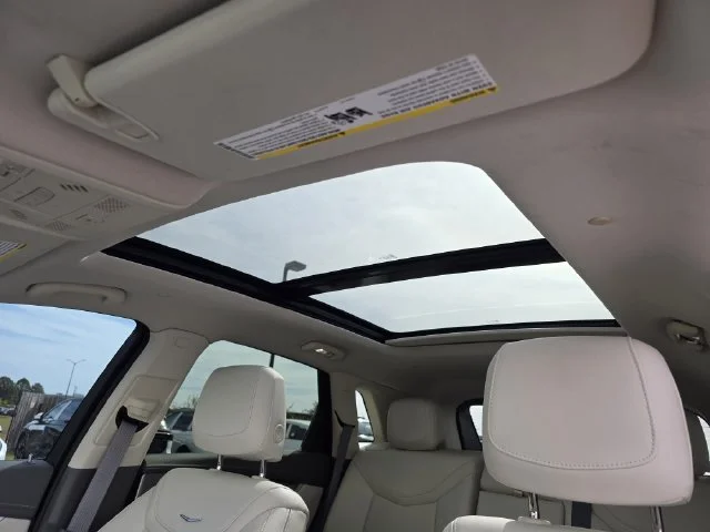Used 2024 Crystal White Tri-Coat Cadillac Premium Luxury image 26